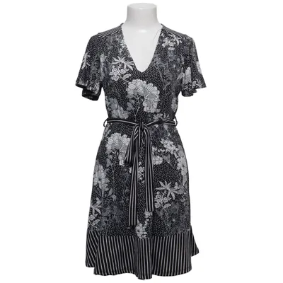 Klänning (Svart, Vit) från Monteau Elastan, Polyester