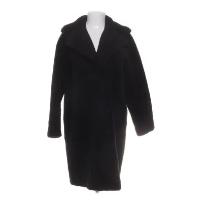 Vinterkappa (Svart) från Stand Studio