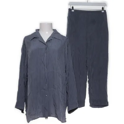 Pyjamas (Grå) från Arket Kupro