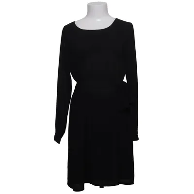 Klänning (Big Bang Belt Dress) från Dry Lake Polyester