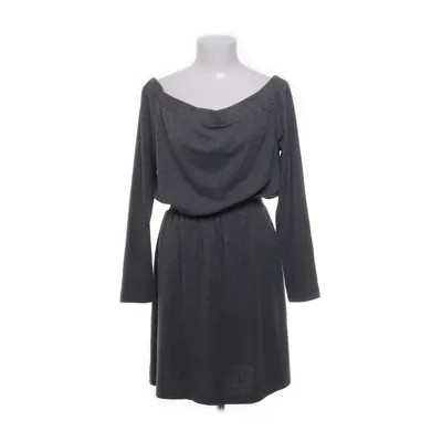 Klänning (JENY OFF-SHOULDER) från Designers Remix Charlotte Eskildsen Polyester, Viskos