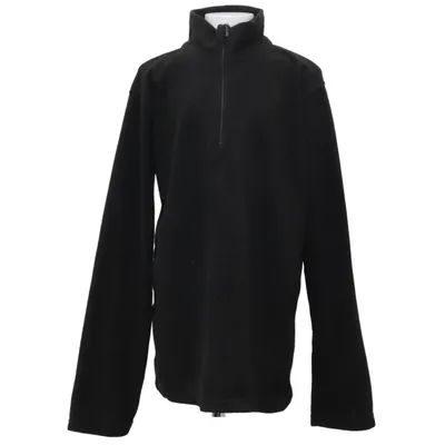 Fleece sweater (Black) from On the Peak Polyester