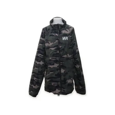 Jacket (Green, Multicolored) from Stadium Polyester