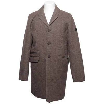 Manteau (Marron) de Outernational Polyester, Laine