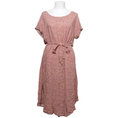 Klänning (JDYSTAR LIFE S/S BELT DRESS WVN) från Jacqueline de Yong Viskos