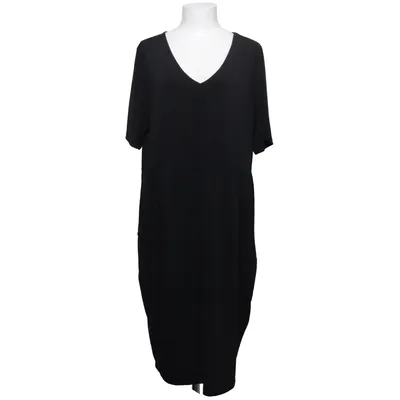 Dress (Black) from Zalando Essentials Curvy