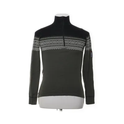 Base layer shirt (Green, Black) from Aclima