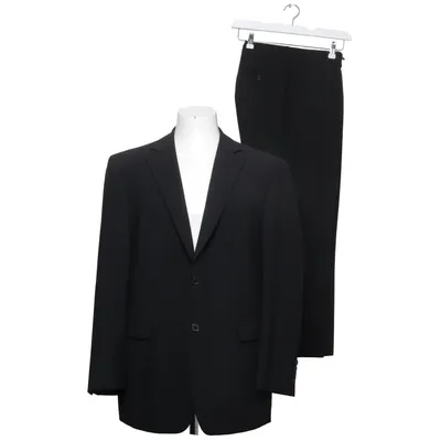 Costume (Noir) de Benvenuto.