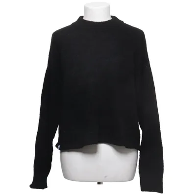 Sweater (Black) from Makia Merino wool