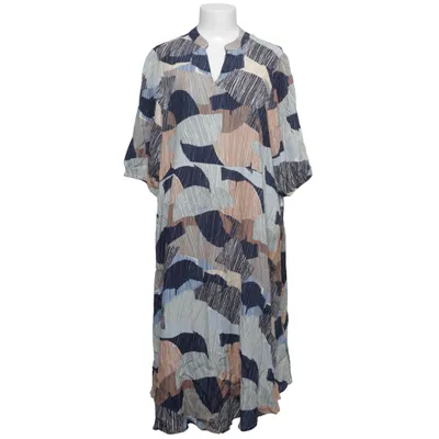 Robe (Bleu, Marron, Multicolore) de Signature Viscose