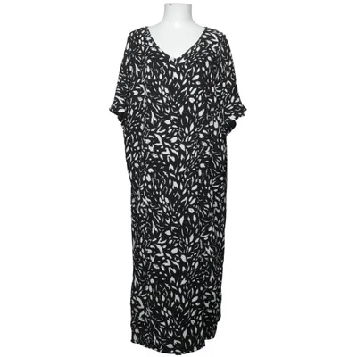 Dress (Black, White) from MyWear Woman