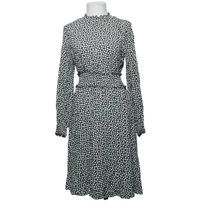 Robe (Noir, Blanc) de Pure Female Viscose