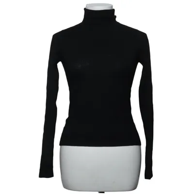 Polotröja (Svart) från Totême Ull