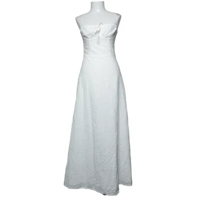 Långklänning (Vit) från Peppermayo