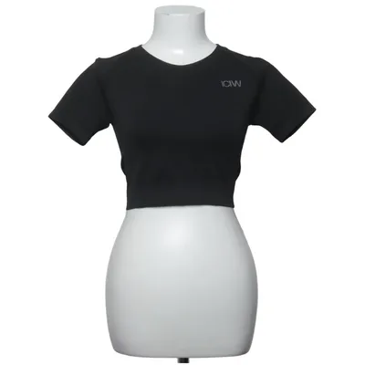 Sports top (Black) from ICIW
