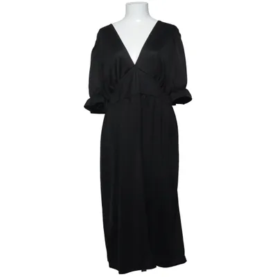 Klänning (Svart) från Boohoo Elastan, Polyester