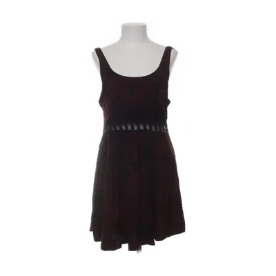 Klänning (Estella Dress PortRoyal) från Empyre Elastan, Viskos