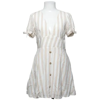 Jurk (Beige, Wit) van Céline & Talisa x NA-KD Katoen, Viscose
