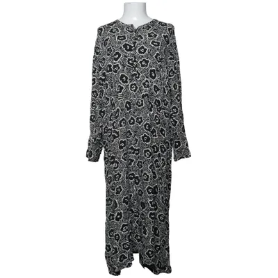 Långklänning (Svart, Vit) från XLNT by KappAhl Viskos