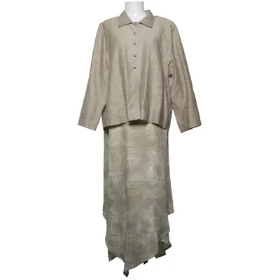 Set (Beige) from Silbor Polyester