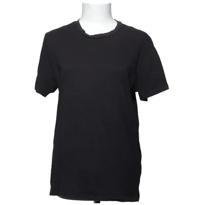 T-shirt (Black) from The Basics Cotton