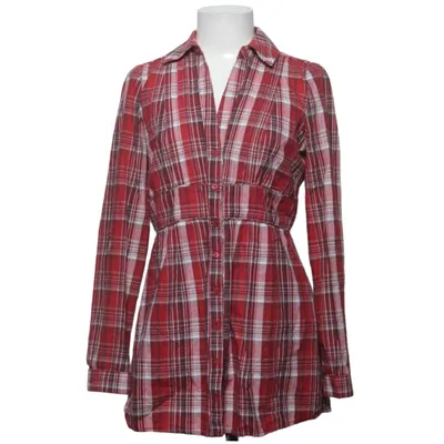 Robe (Rouge, Blanc, Noir) de Urban Surface