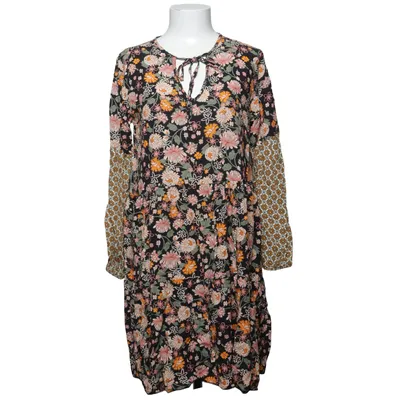 Klänning (Svart, Flerfärgad) från Heart Kiss Elastan, Viskos