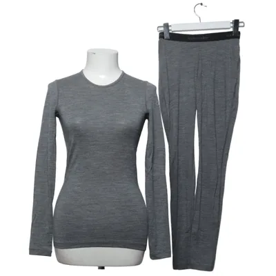 Base layer (200) from Icebreaker Wool