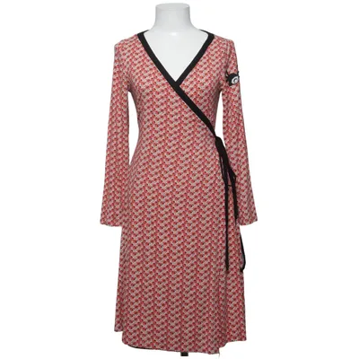 Robe portefeuille (Rouge, Noir, Blanc) de Du Milde
