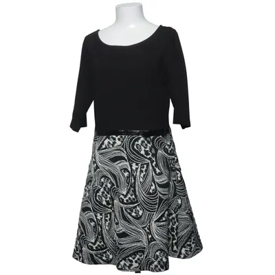 Robe (Noir, Blanc) de Ariana Coton, Élasthane, Polyamide, Polyester, Viscose
