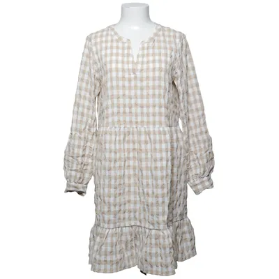 Dress (Beige, White) from Vero Moda Polyester