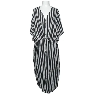 Maxi dress (Black, White) from XLNT by KappAhl Viscose
