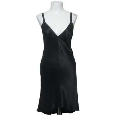 Robe (Noir) de Tone Barker Silk Soie