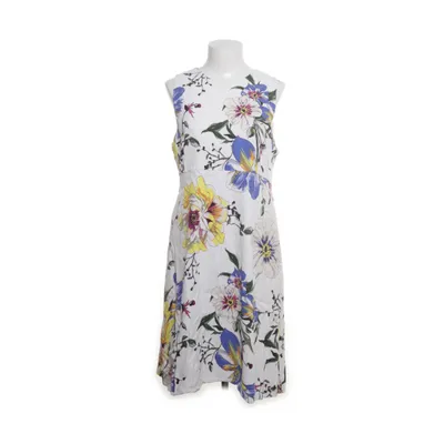 Klänning (Vit, Flerfärgad) från Banana Republic Polyester, Viskos