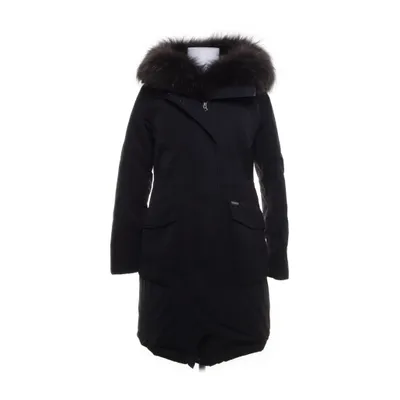 Down coat (Black) from Woolrich