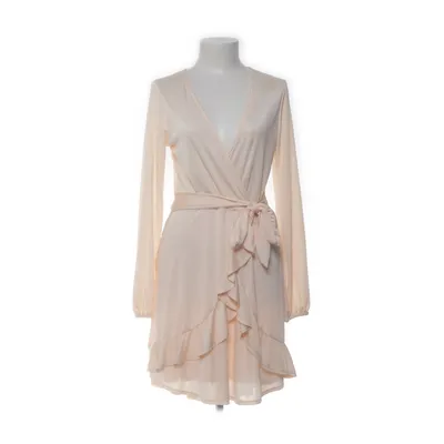 Wikkeljurk (Beige) van VILA Polyester, Viscose