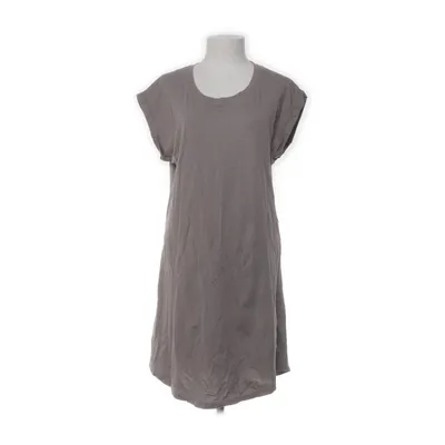 Klänning (Grå) från Newbody Bomull