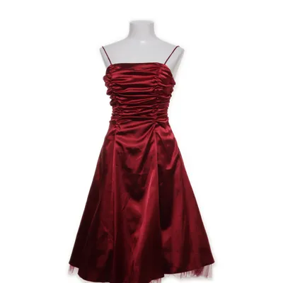 Cocktailklänning (Röd) från Lissa Polyester