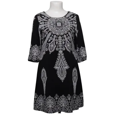 Kleid (Schwarz, Weiß) von Stella Morgan Elasthan, Polyester
