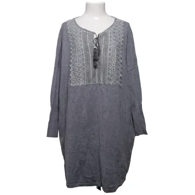 Robe (Gris) de Enzoria Polyester, Viscose