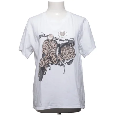 T-shirt (Vit) från Agape