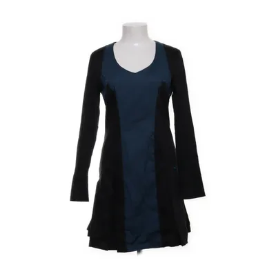 Robe (Bleu, Noir) de Skunkfunk