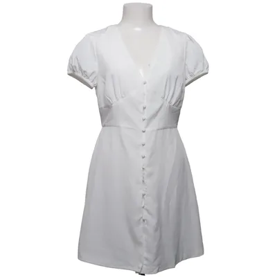 Klänning (Vit) från Nelly x Glamorous Polyester