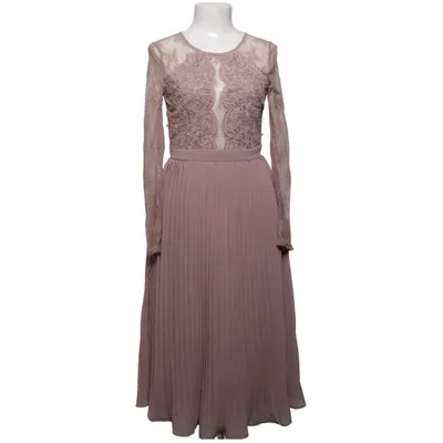 Aftonklänning (Lace Pleated Dress) från NLY One Polyester