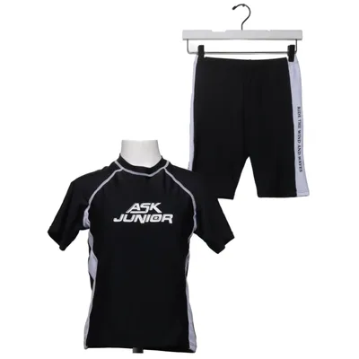 UV clothing (Black, White) from Ask Elastane, Polyamide, Polyester