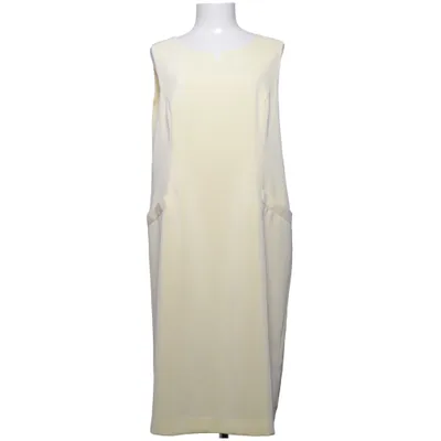 Robe (Jaune) de La Boutique Polyester