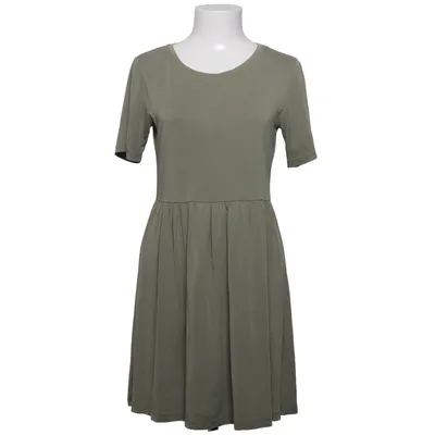 Klänning (PCKAMALASS DRESS NOOS) från Pieces Modal, Polyester