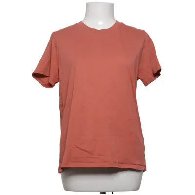 T-shirt (Red) from Visual Clothing Project Cotton
