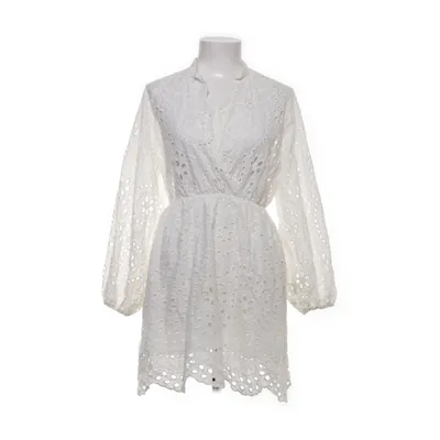 Klänning (Vit) från Dixie Bomull