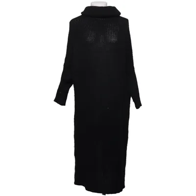 Robe à col roulé (Noir) de Fobya Acrylique, Laine